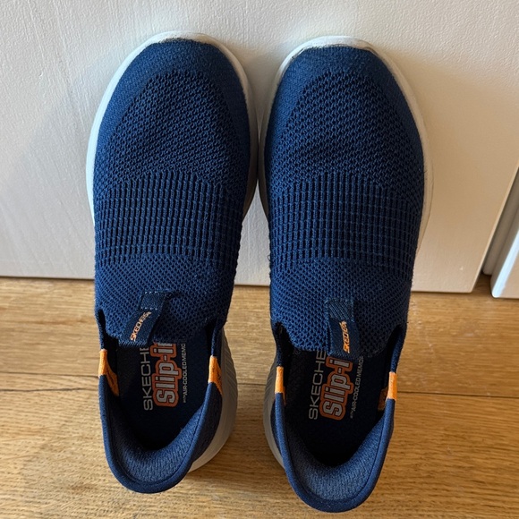 Dark Blue Skechers Slip-In - Picture 2 of 5